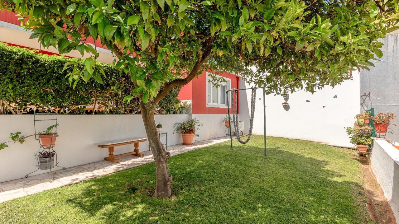 Photo of Outdoor in Alges