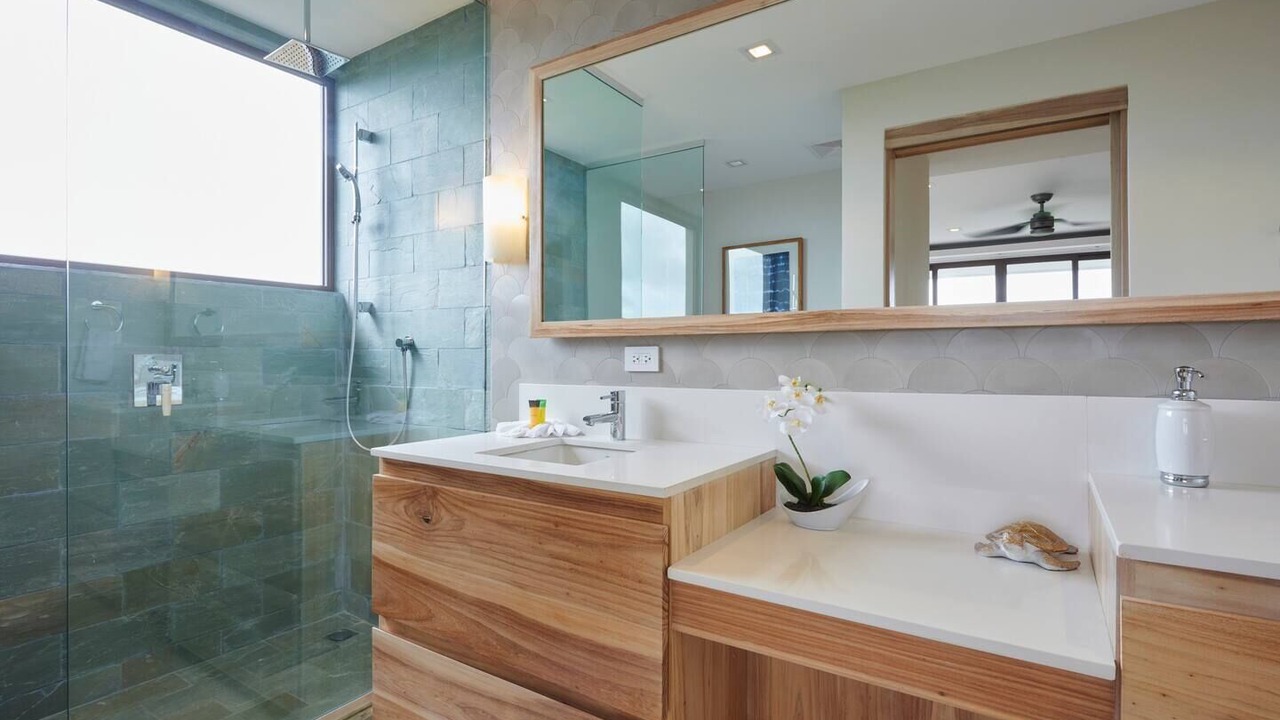 Photo of Bathroom in Playa Langosta