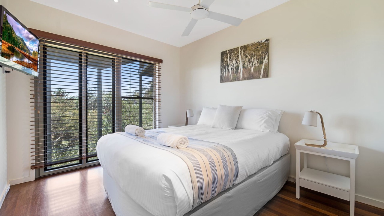 Photo of Bedroom in Point Lookout