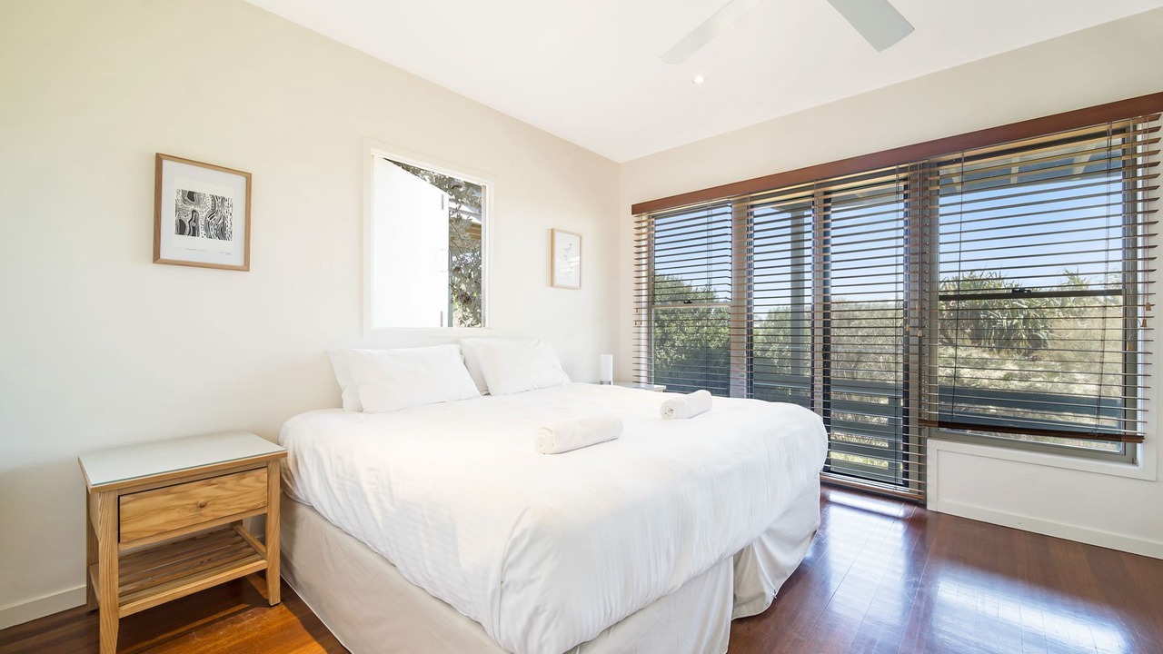 Photo of Bedroom in Point Lookout