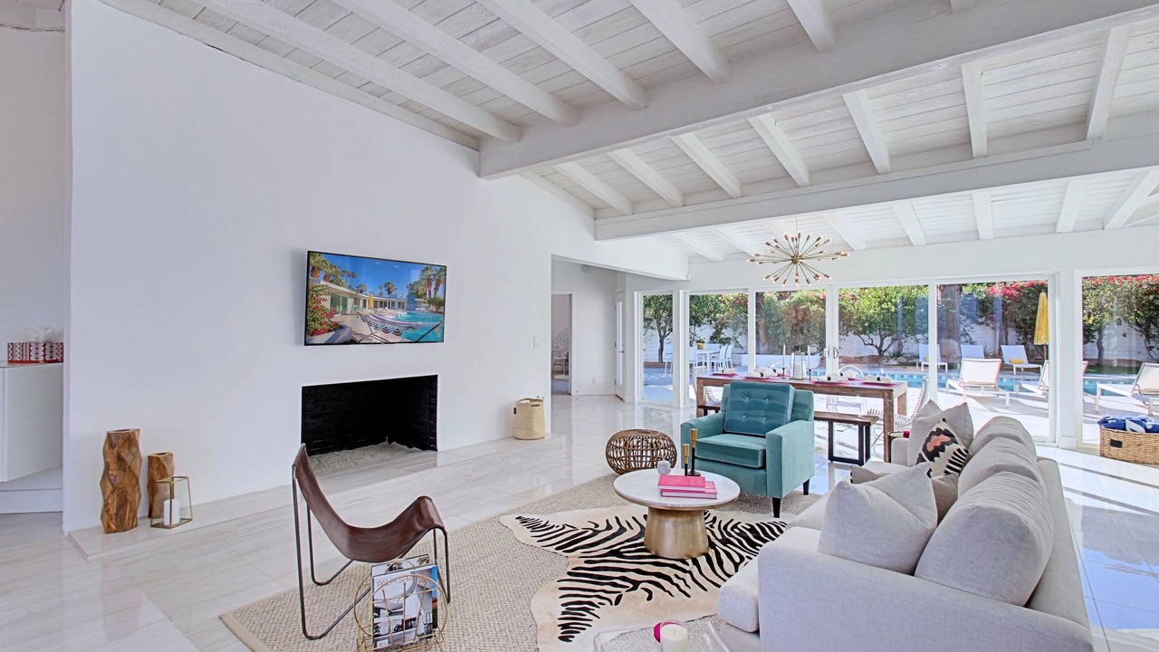 Photo of Livingroom in Tahquitz River Estates