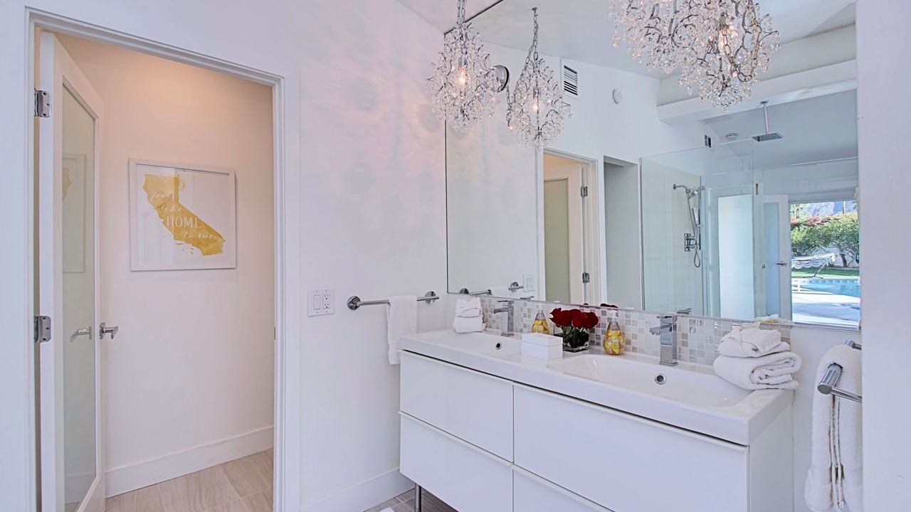 Photo of Bathroom in Tahquitz River Estates