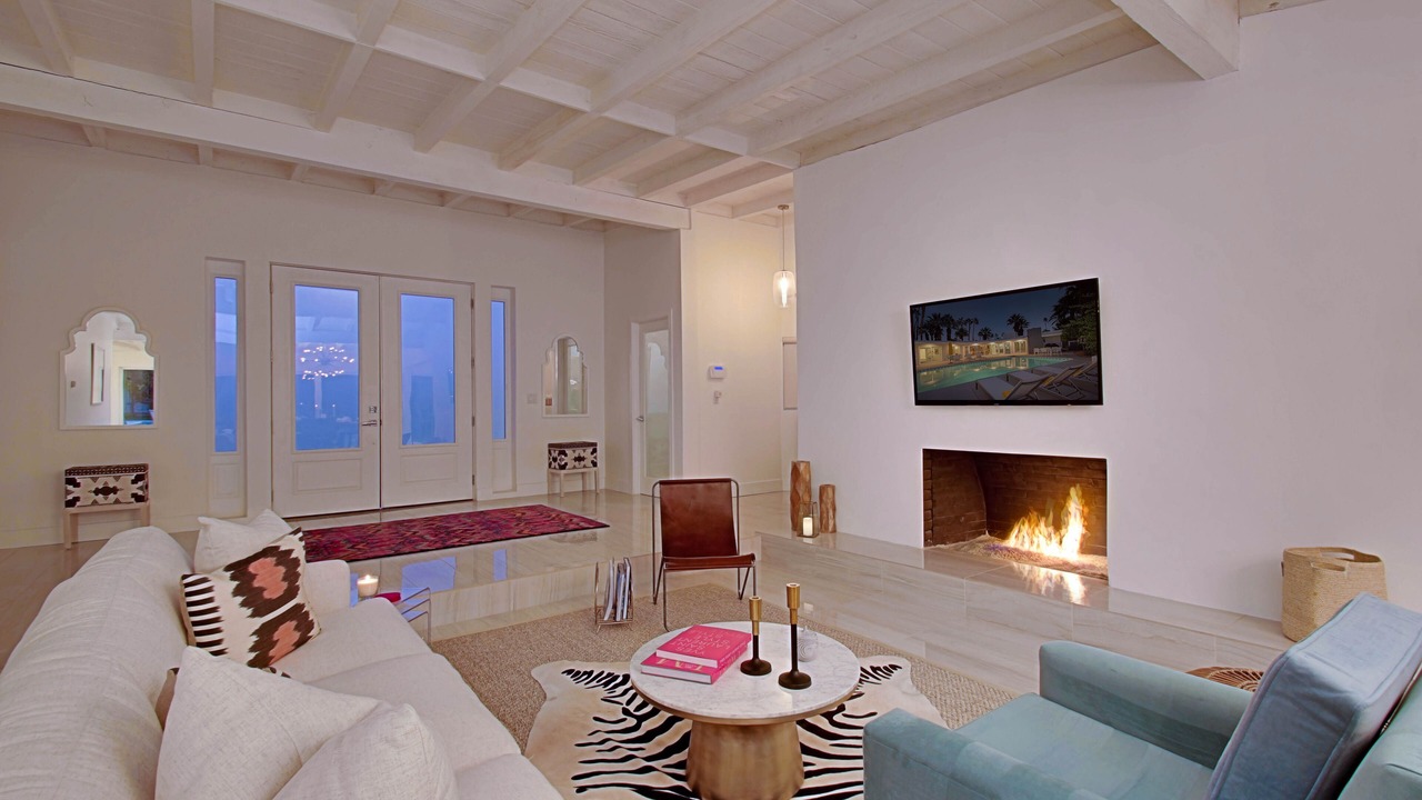 Photo of Livingroom in Tahquitz River Estates