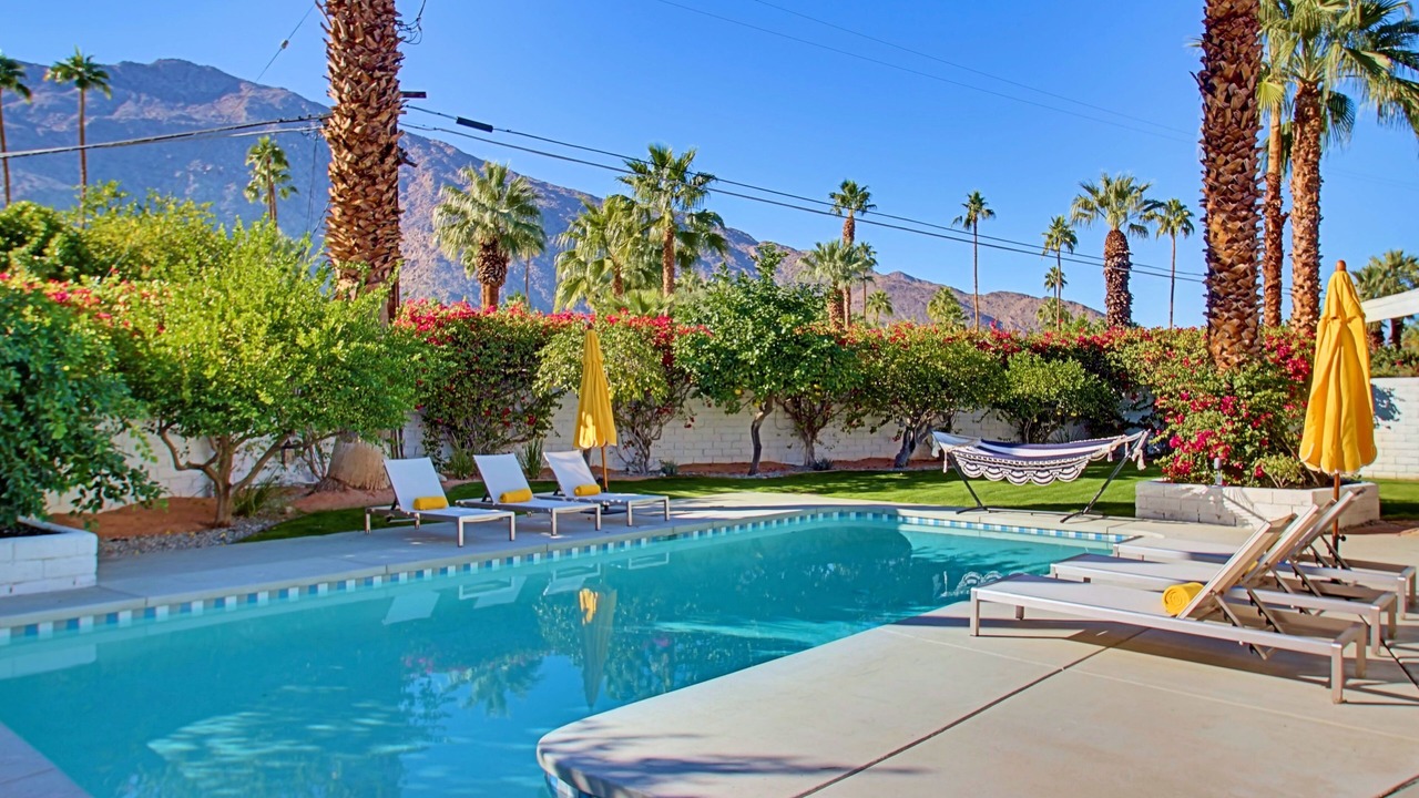 Photo of Outdoor in Tahquitz River Estates