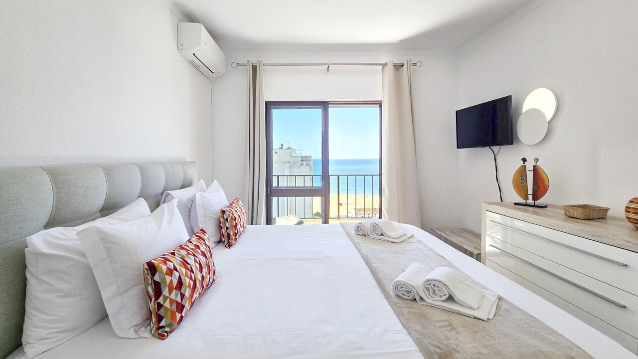 Photo of Bedroom in Praia da Rocha