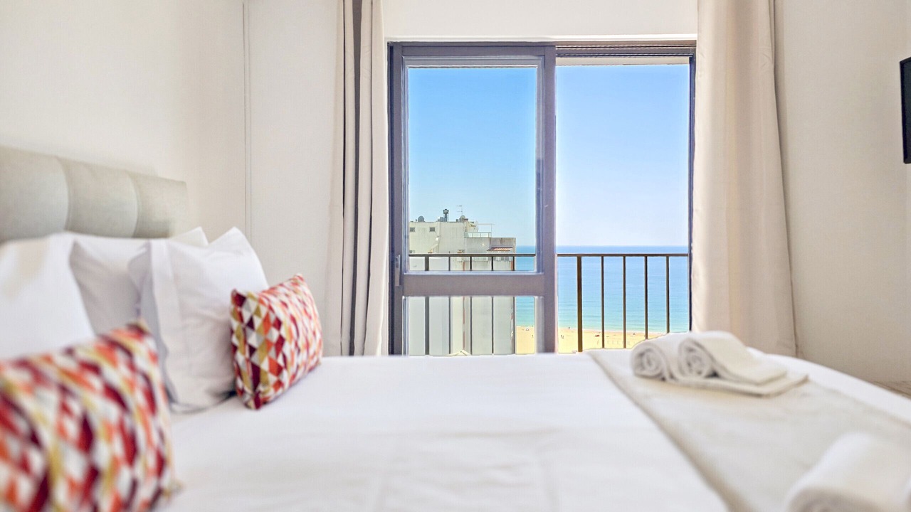 Photo of Bedroom in Praia da Rocha