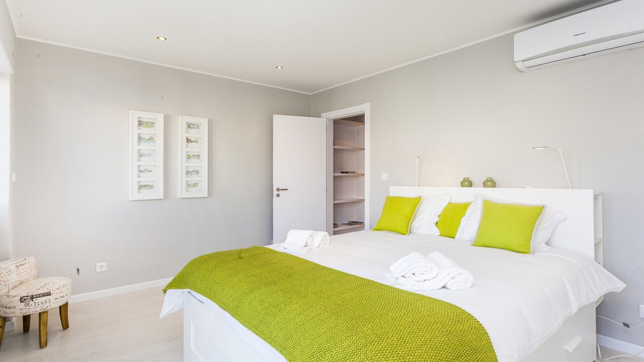 Photo of Bedroom in Cascais