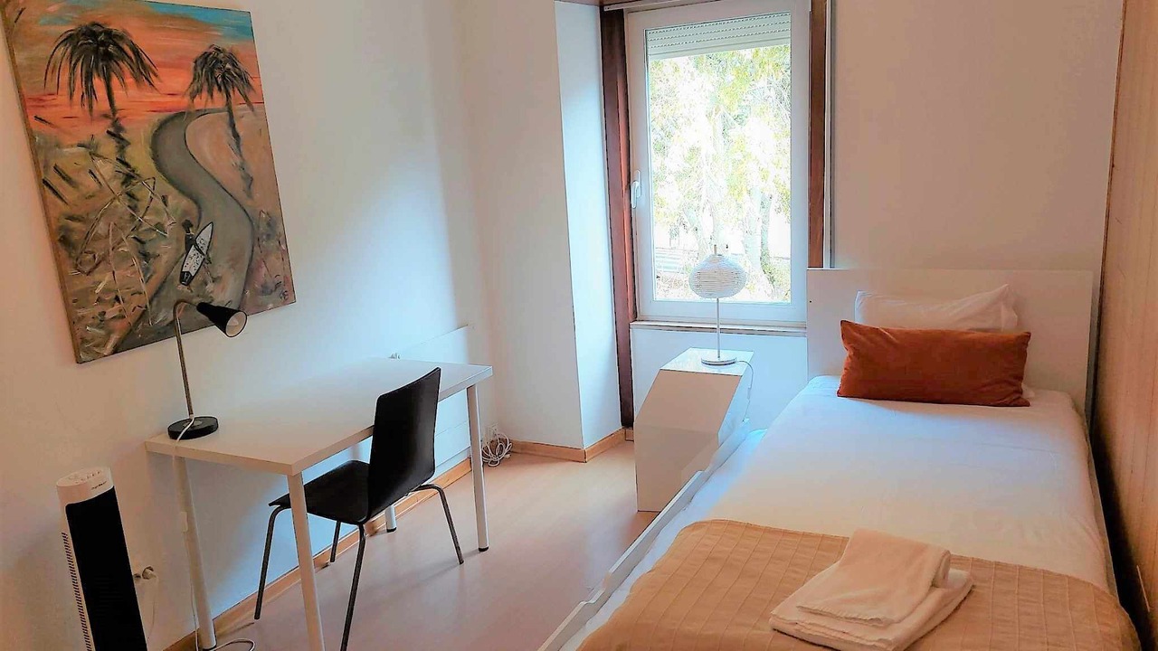 Photo of Bedroom in Cascais