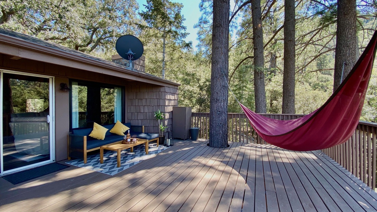 Photo of Patio Balcony in Pine Mountain Club