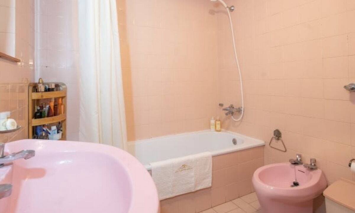 Photo of Bathroom in Setubal