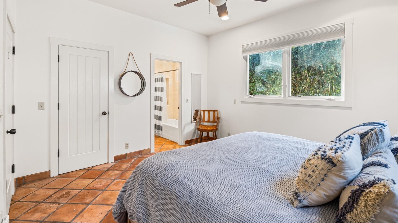 Photo of Bedroom in Los Olivos