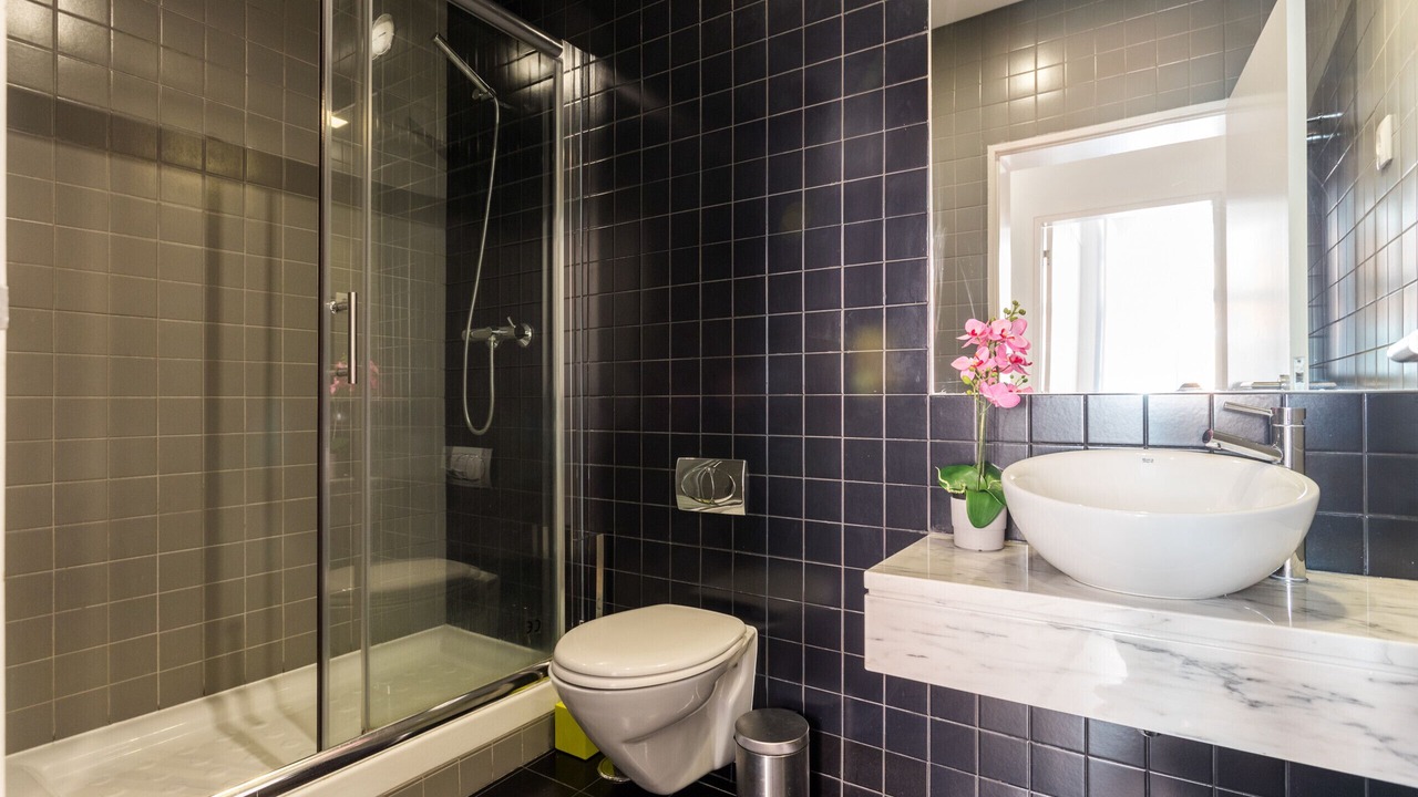 Photo of Bathroom in Alfama