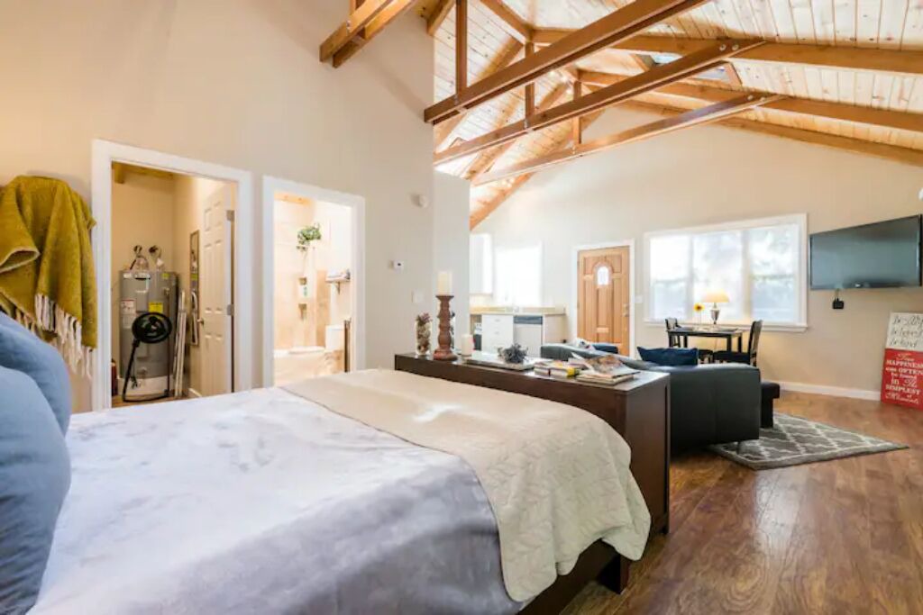 Photo of Bedroom in La Honda