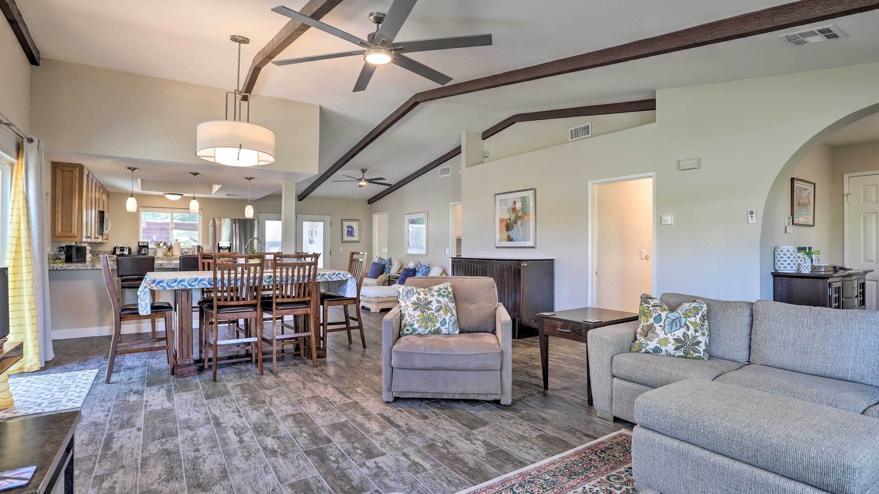 Photo of Livingroom in La Quinta Cove