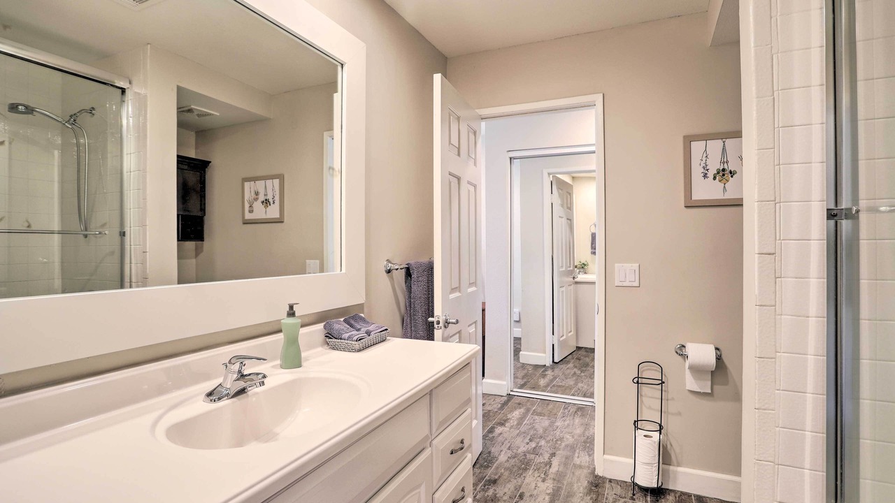 Photo of Bathroom in La Quinta Cove