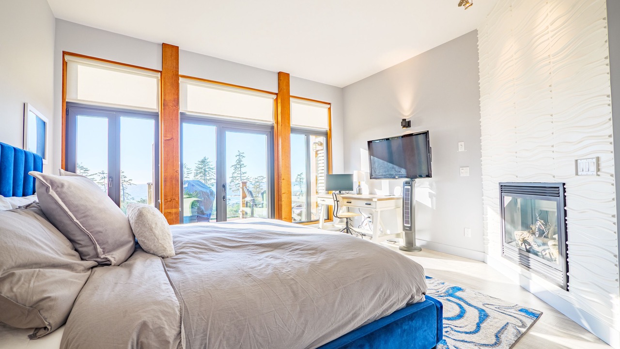 Photo of Bedroom in Ucluelet
