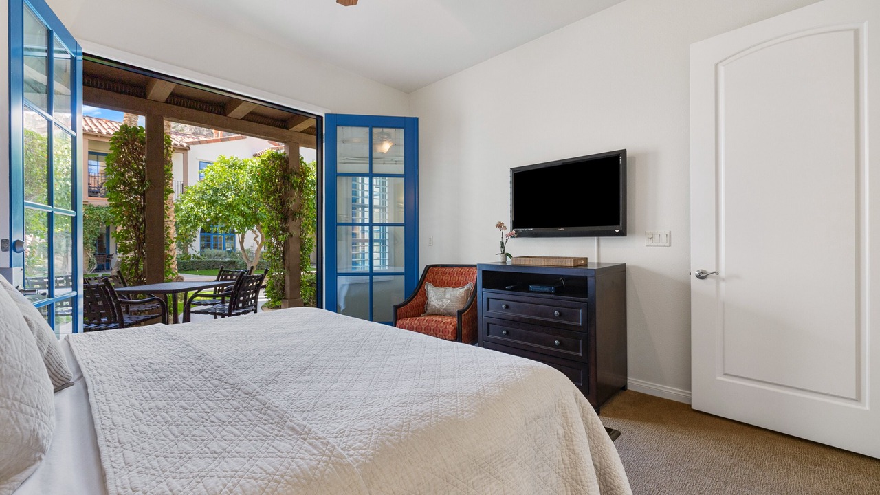 Photo of Bedroom in La Quinta