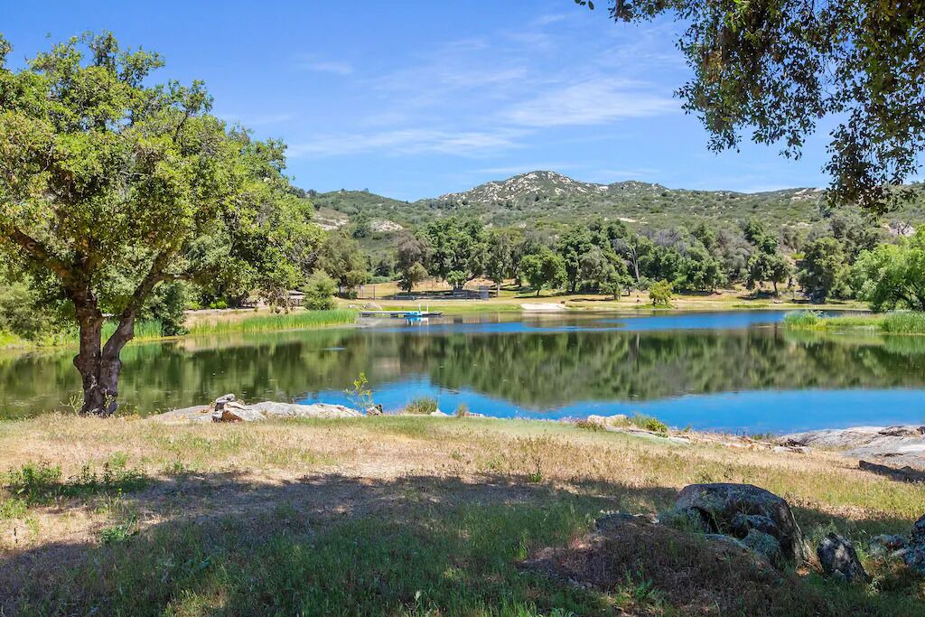 Photo of Others in Descanso