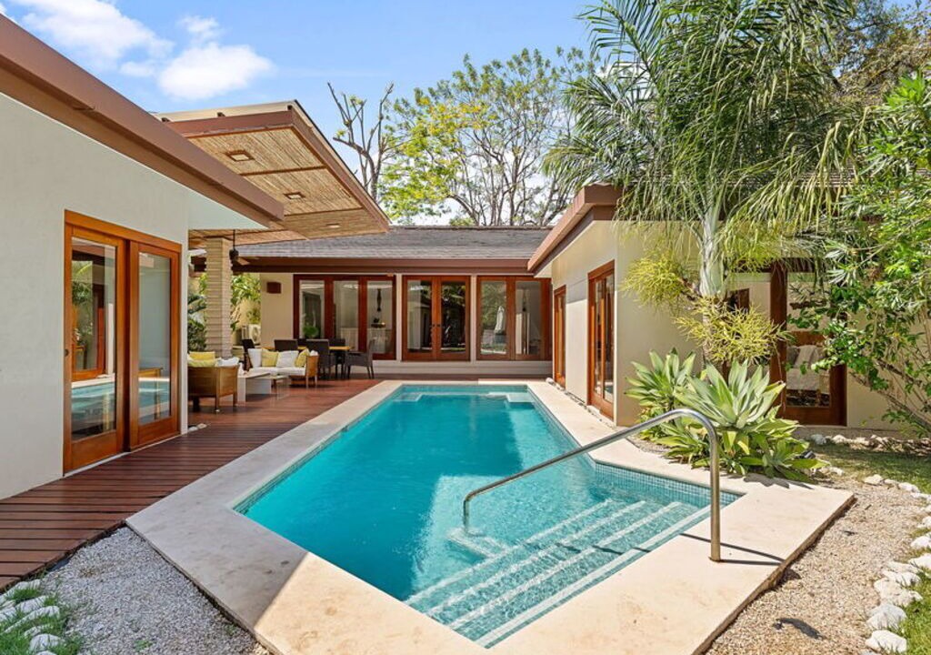 Photo of Outdoor in Playa Langosta