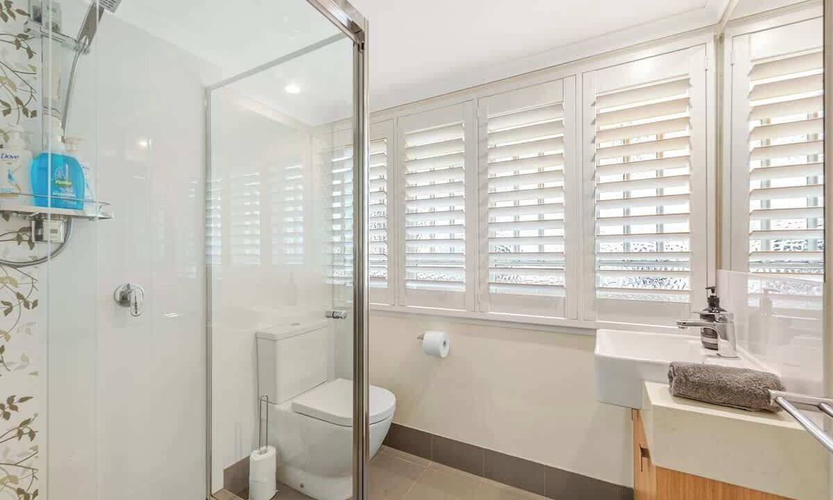 Photo of Bathroom in Kedron