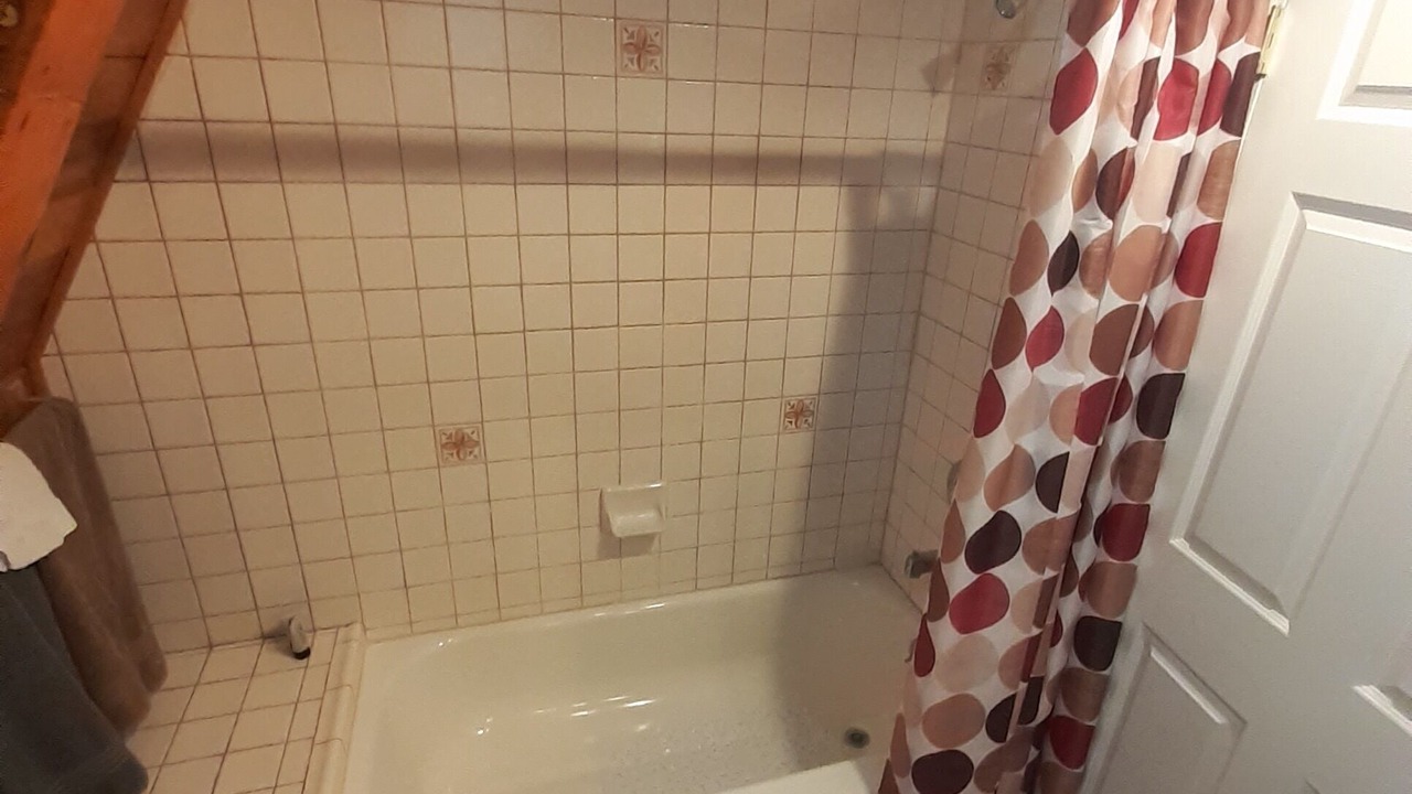 Photo of Bathroom in Pine Mountain Club