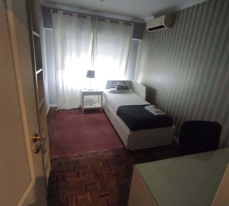 Photo of Bedroom in Alfornelos