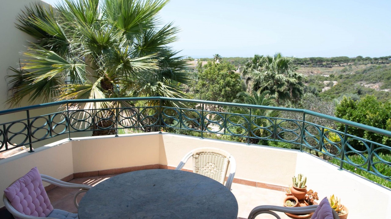 Photo of Outdoor in Estombar