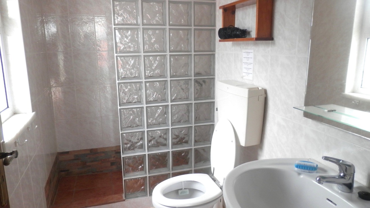 Photo of Bathroom in Aljezur