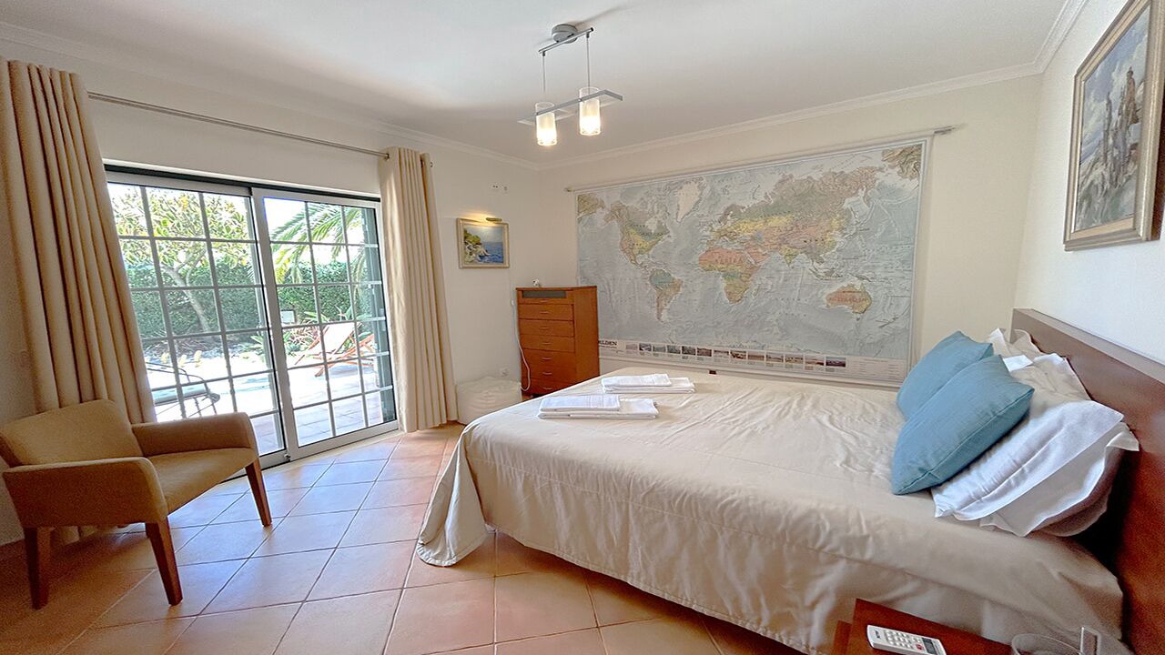 Photo of Bedroom in Albardeira