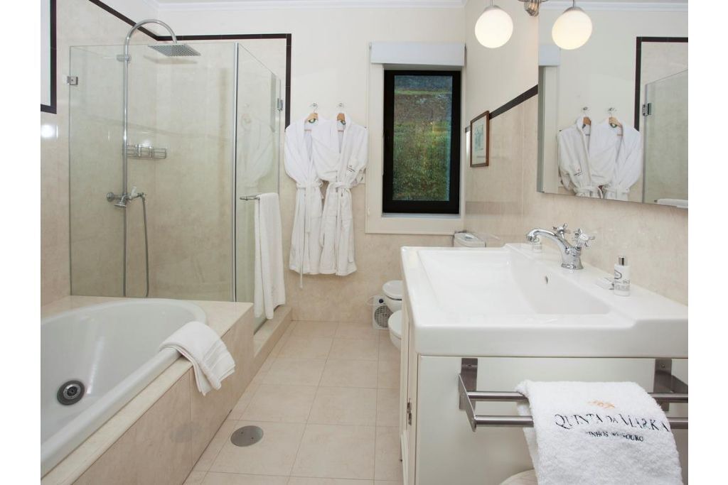 Photo of Bathroom in Bomfim