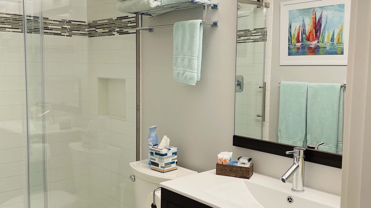 Photo of Bathroom in Carpinteria