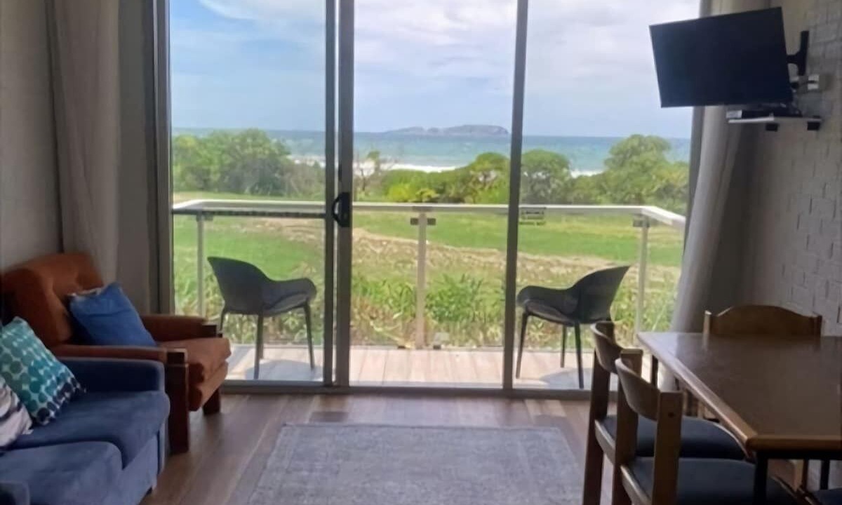 Photo of Livingroom in Surf Beach