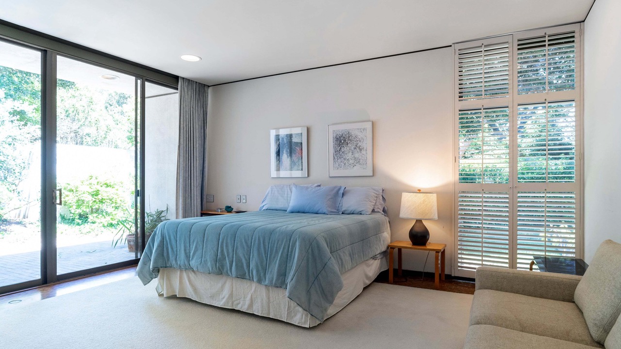 Photo of Bedroom in Golden Quadrangle