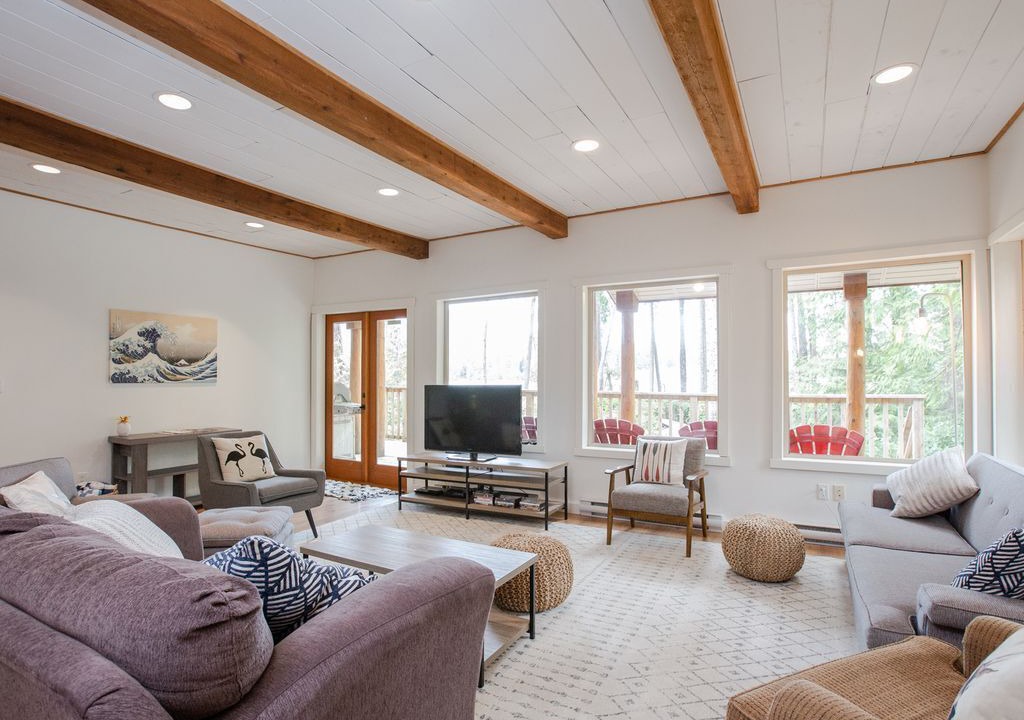 Photo of Livingroom in Tofino