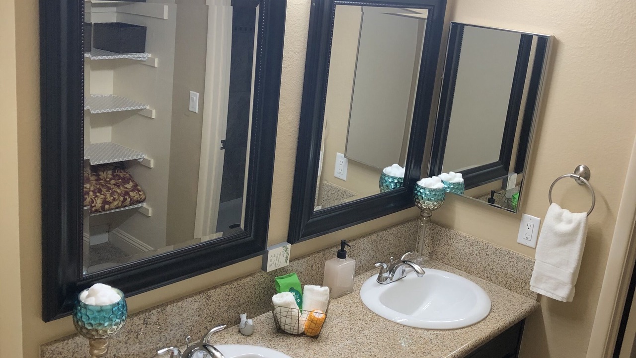 Photo of Bathroom in Green Valley North