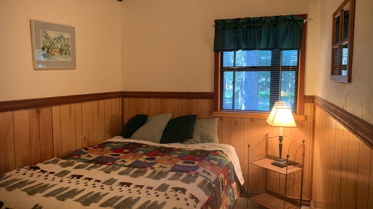 Photo of Bedroom in Bear Valley