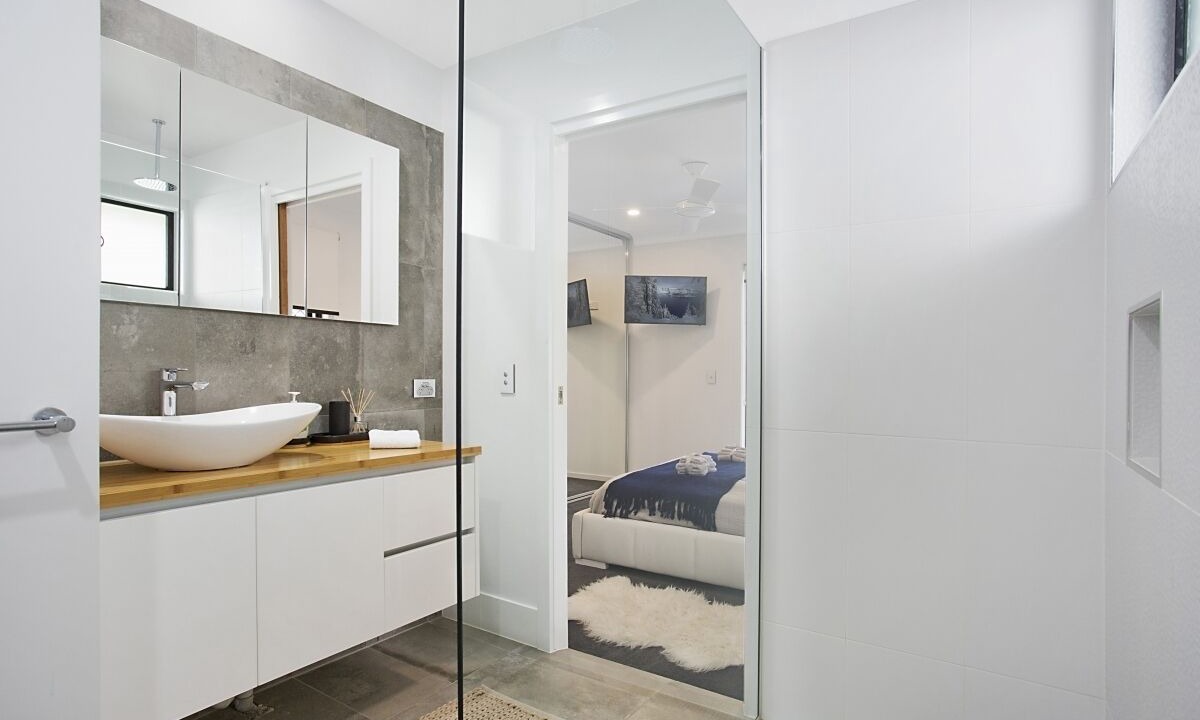 Photo of Bathroom in Mermaid Waters