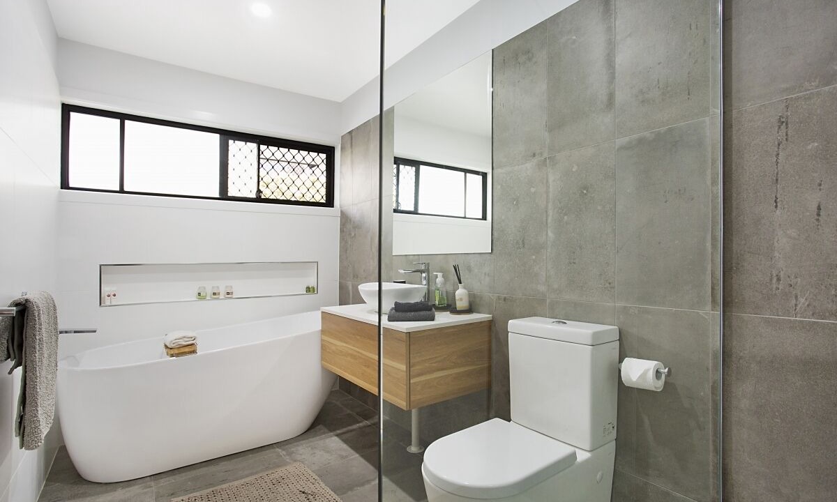 Photo of Bathroom in Mermaid Waters