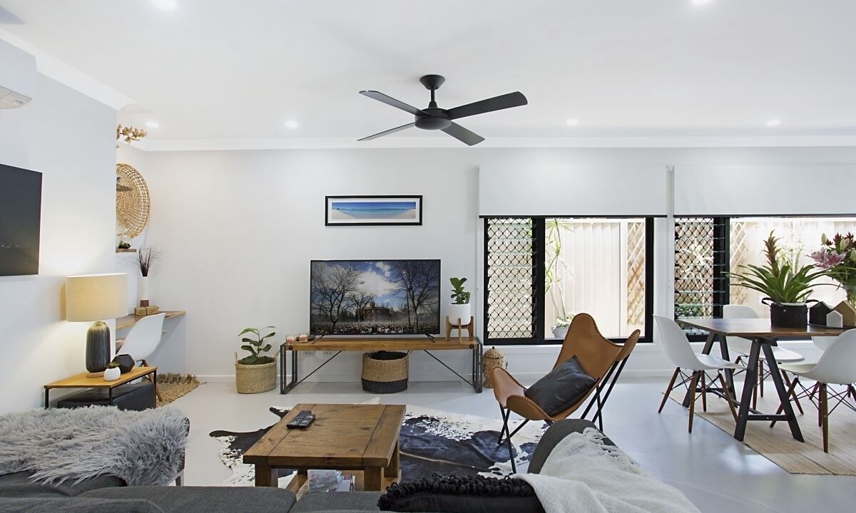 Photo of Livingroom in Mermaid Waters