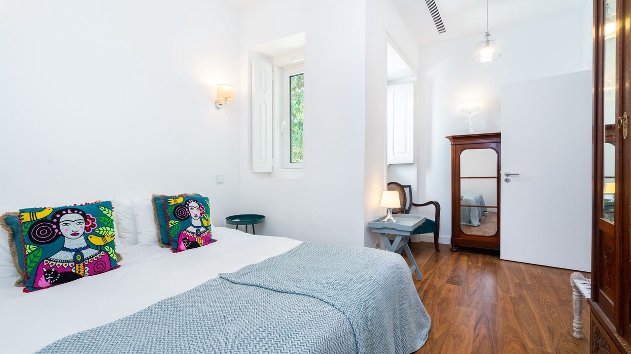 Photo of Bedroom in Estoril