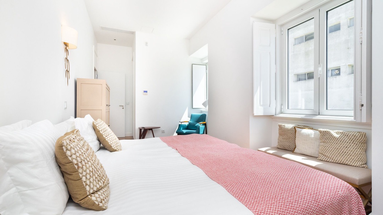 Photo of Bedroom in Estoril