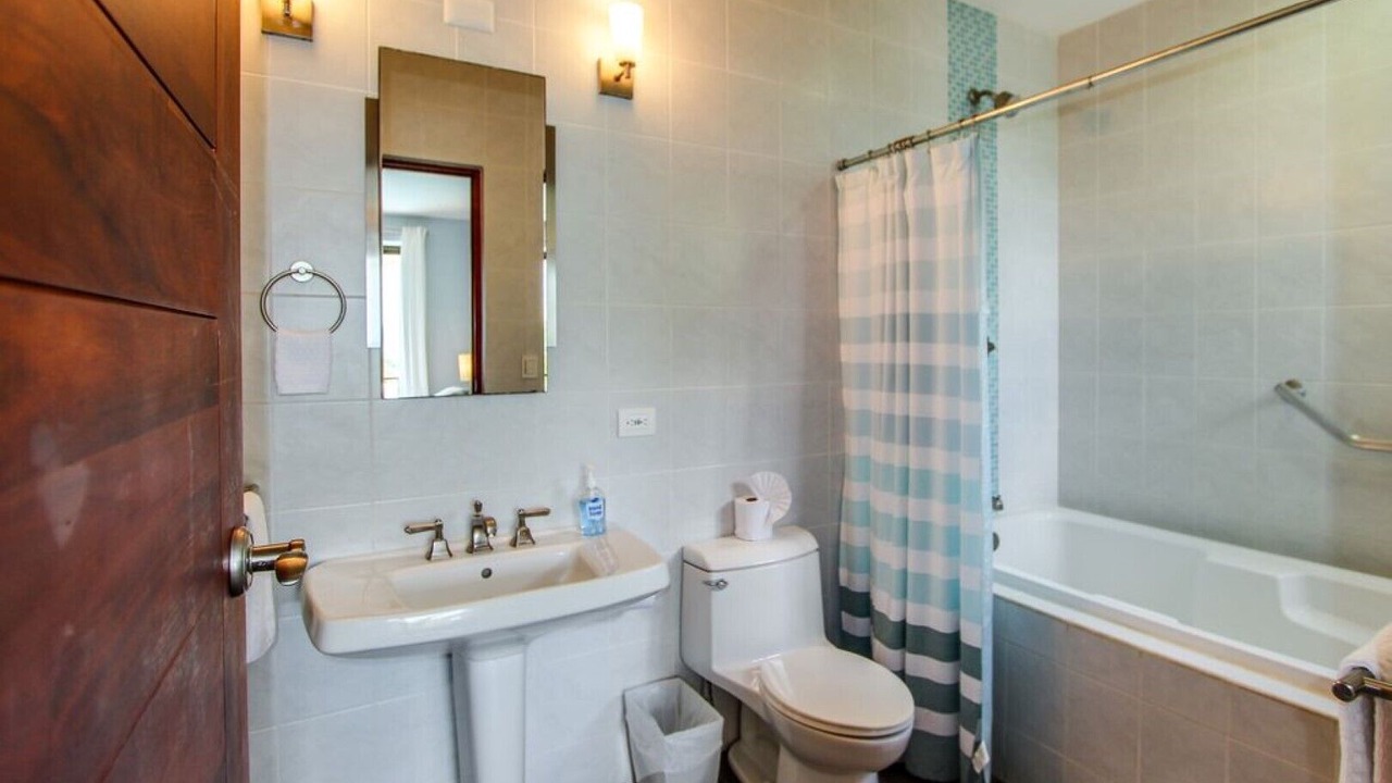 Photo of Bathroom in Playa La Redonda