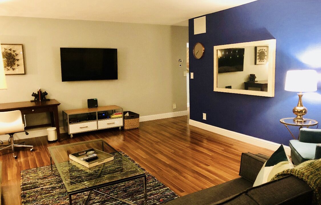 Photo of Livingroom in Downtown Reno