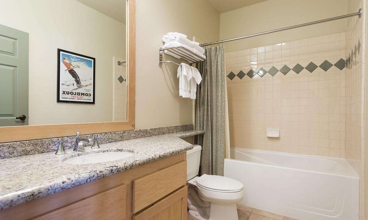 Photo of Bathroom in Mammoth Lakes