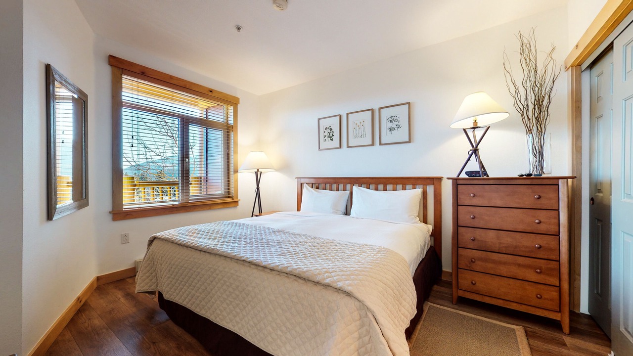Photo of Bedroom in Mammoth Lakes