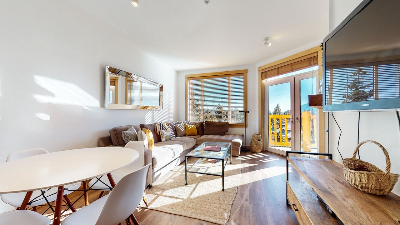Photo of Livingroom in Mammoth Lakes