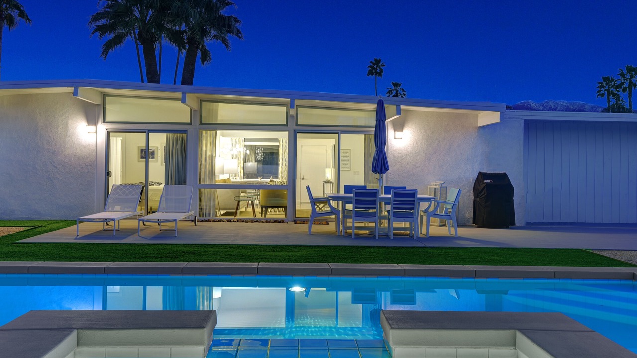 Photo of Outdoor in Sunmor