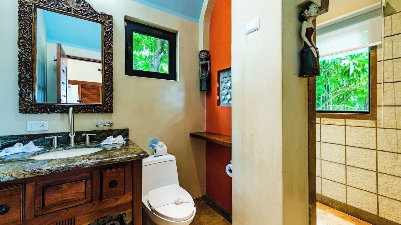 Photo of Bathroom in Tamarindo