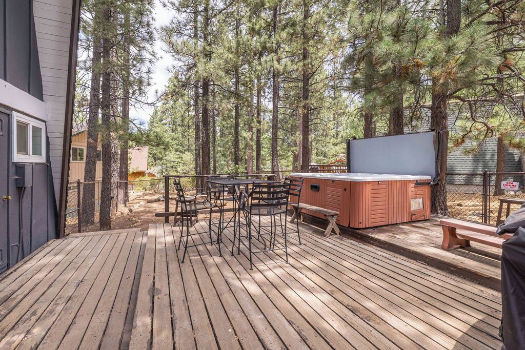 Photo of Outdoor in Summit Estates