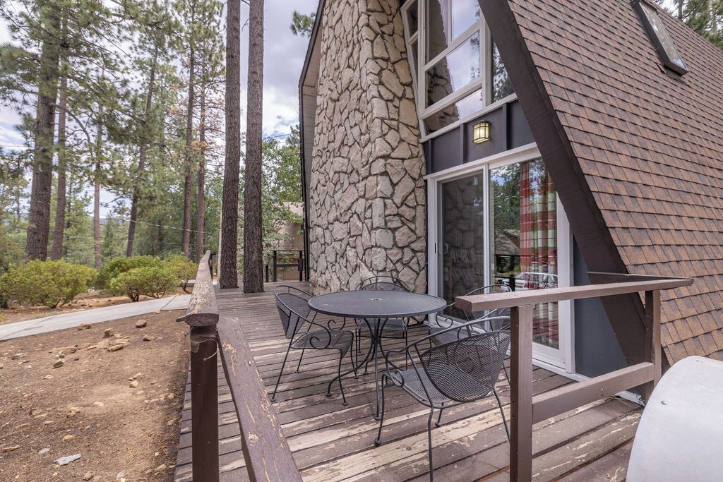 Photo of Outdoor in Summit Estates